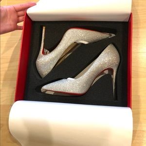 Christian Louboutin pump size 37